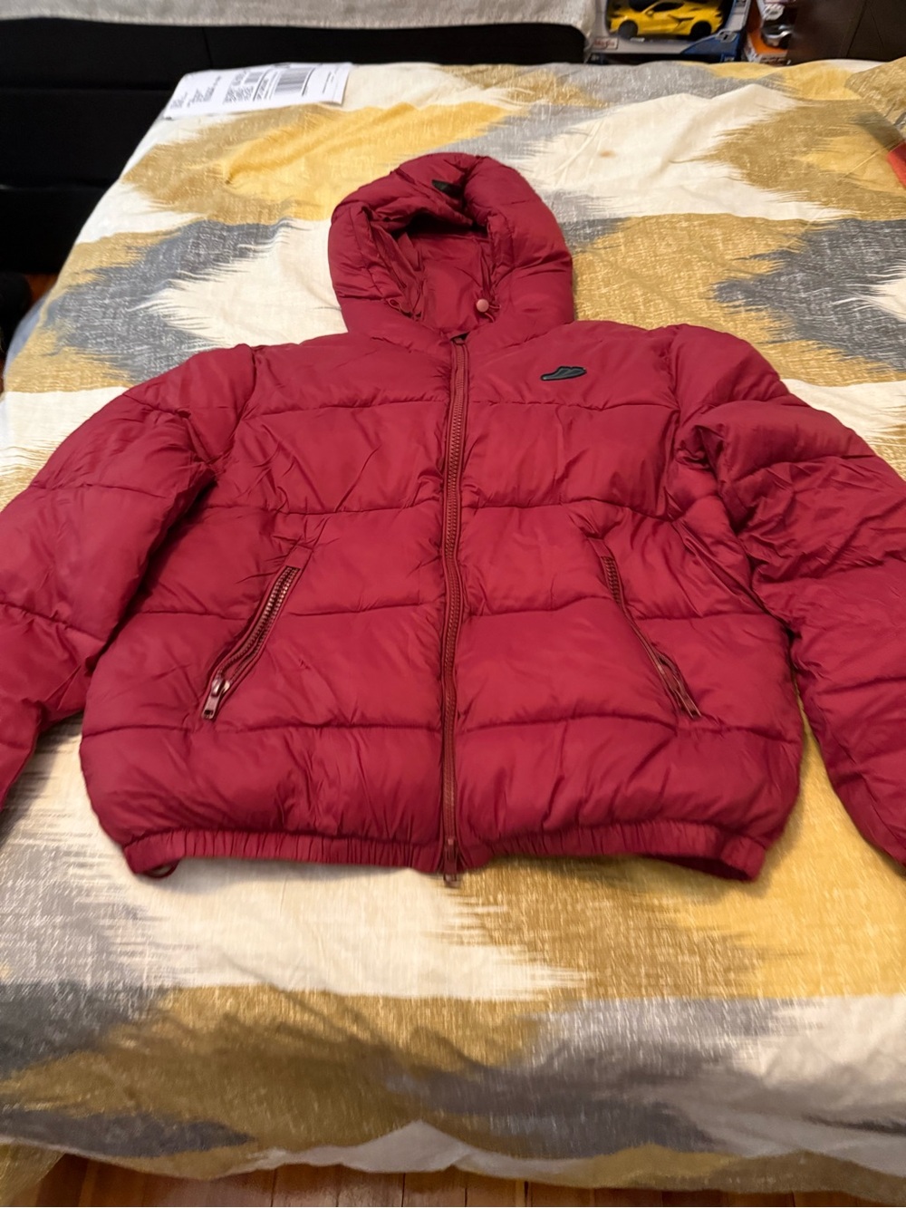 YoungLA Men's Red Hooded Puffer Jacket Size M - Picture 2 of 4